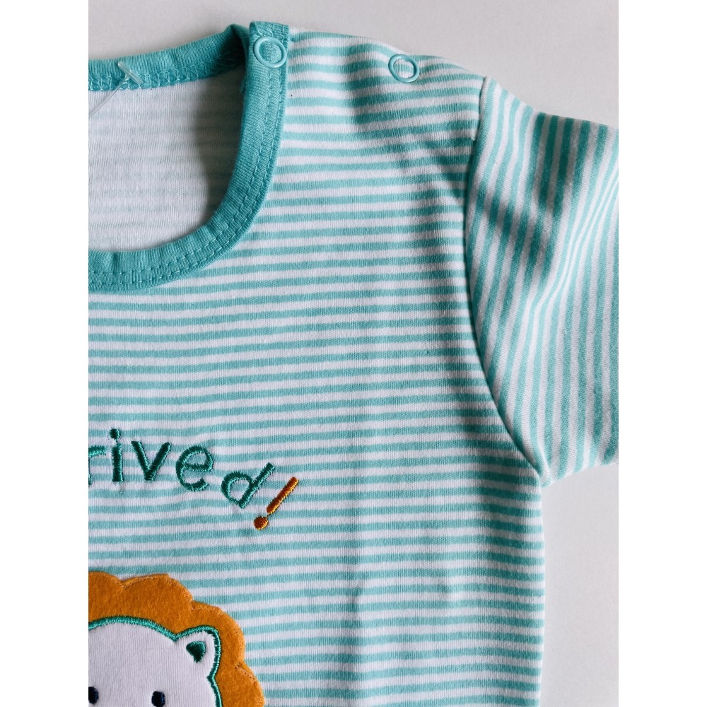 T-shirt & shorts set