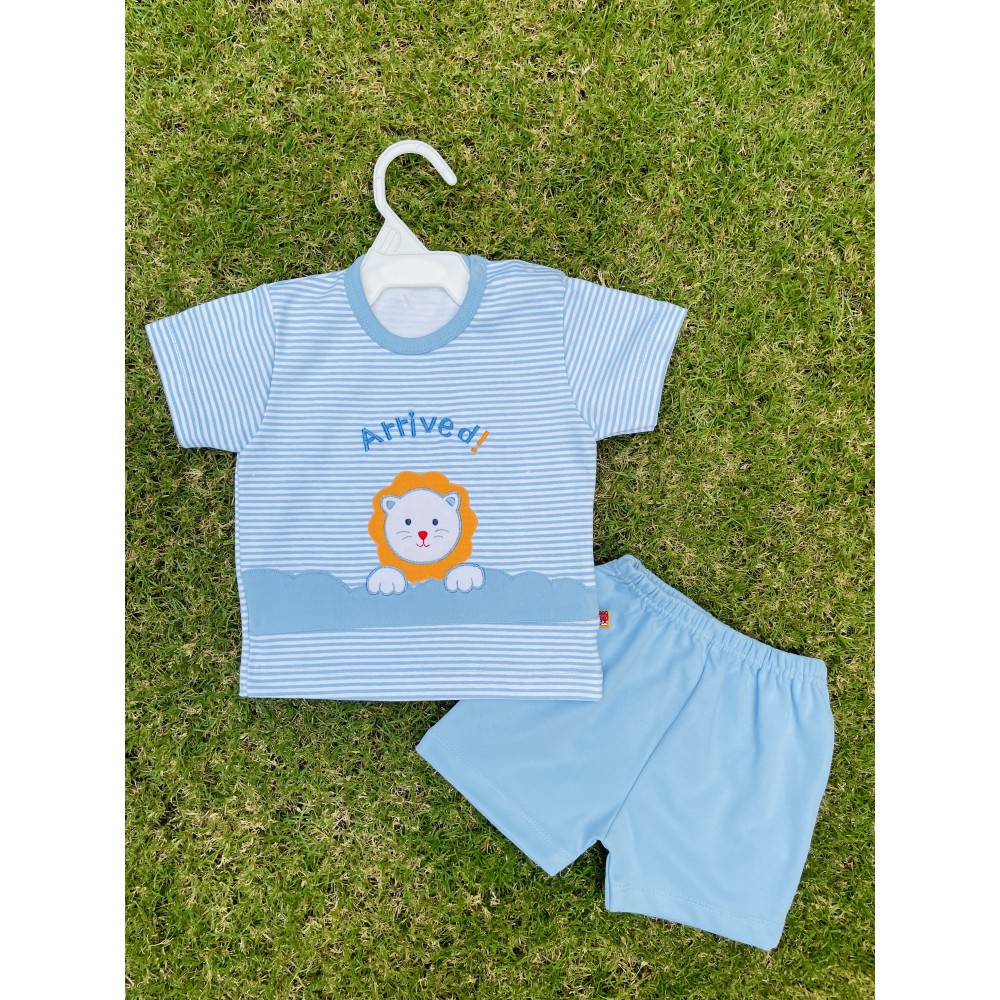 T-shirt & shorts set