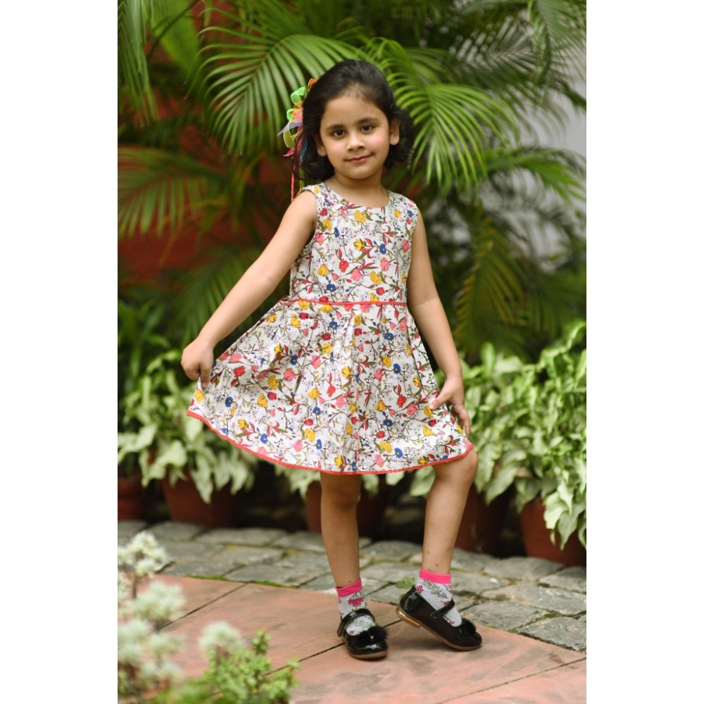 FLOWER PRINT FIT AND FLARE FROCK- BEIGE