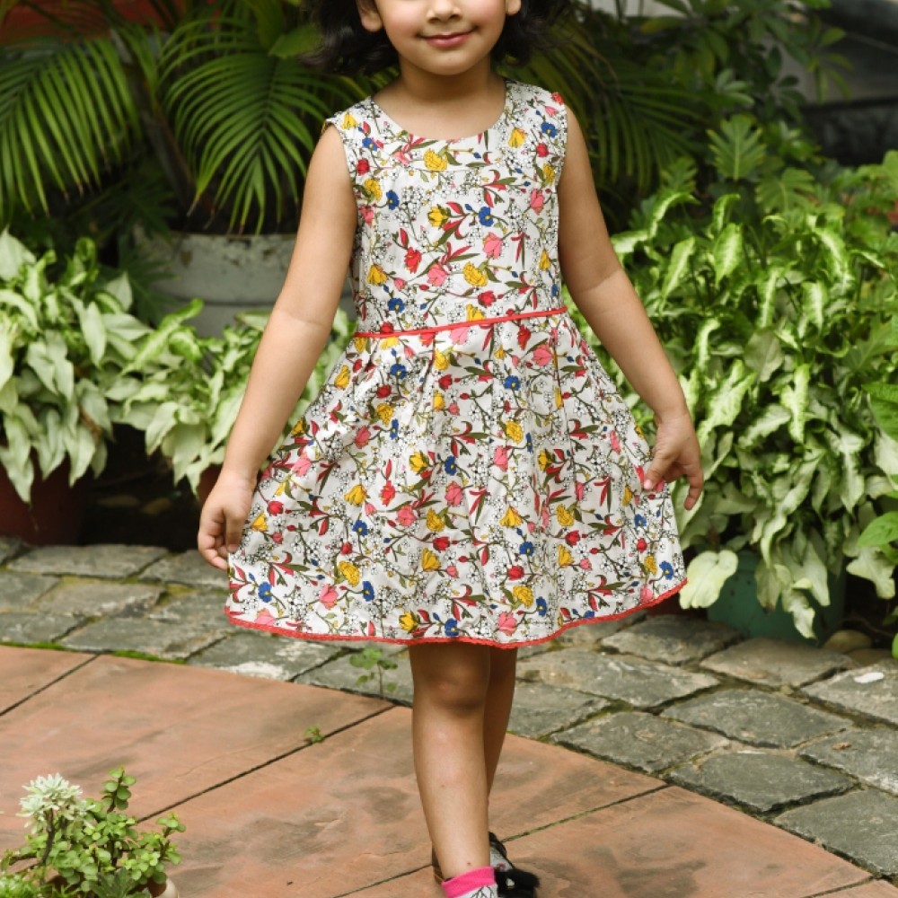 FLOWER PRINT FIT AND FLARE FROCK- BEIGE